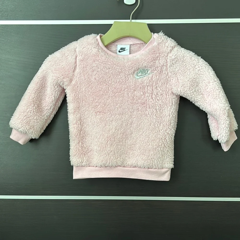 NWOT - Nike Kids Pink Fleece Sweatshirt